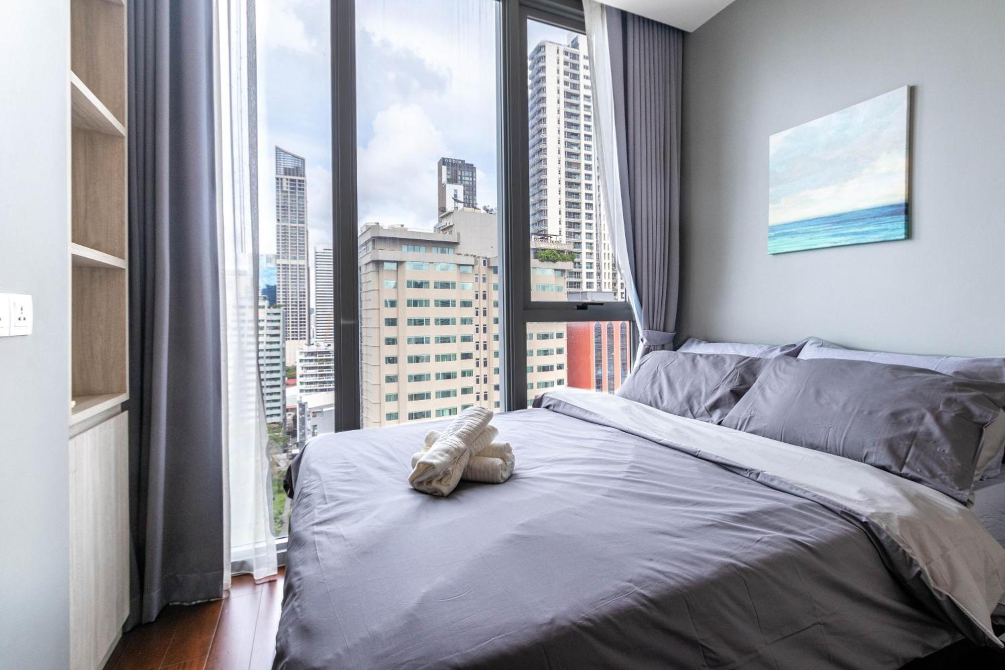 Hyde Sukhumvit 11 Branded Suites Bangkok Exteriör bild