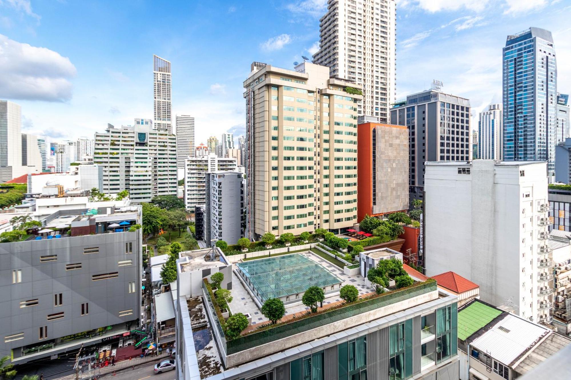 Hyde Sukhumvit 11 Branded Suites Bangkok Exteriör bild