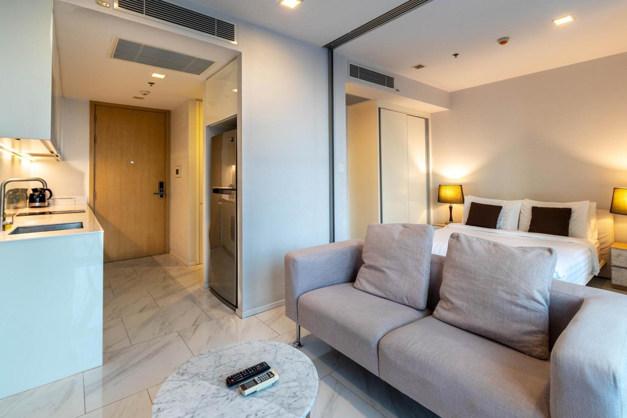 Hyde Sukhumvit 11 Branded Suites Bangkok Exteriör bild