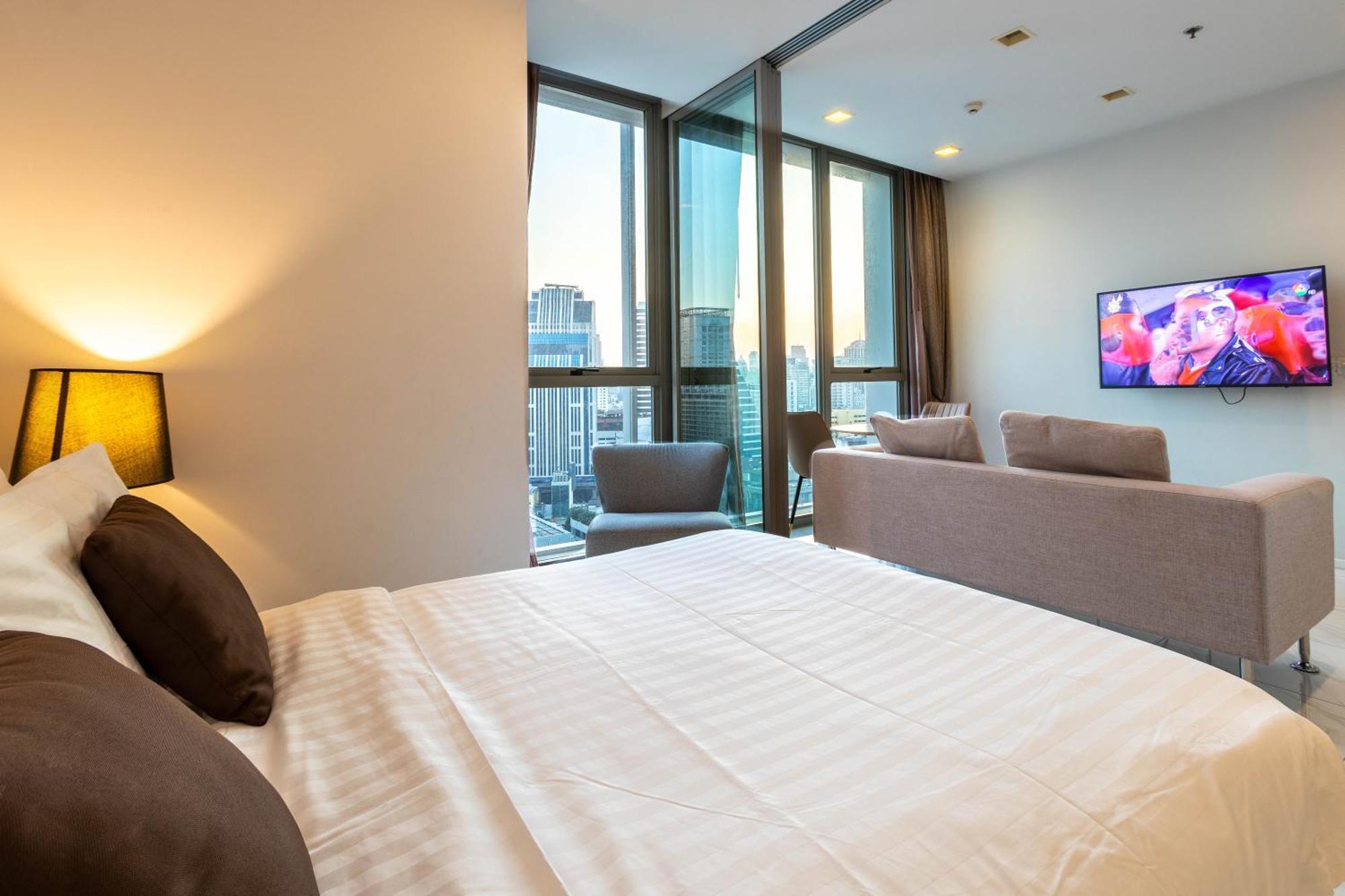 Hyde Sukhumvit 11 Branded Suites Bangkok Exteriör bild