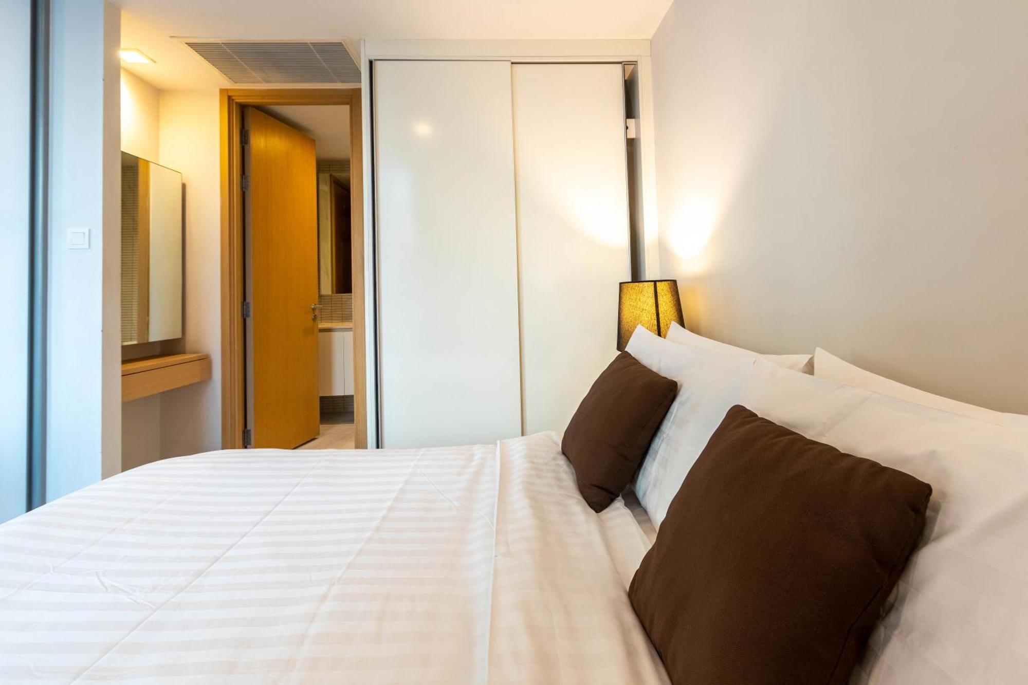Hyde Sukhumvit 11 Branded Suites Bangkok Exteriör bild