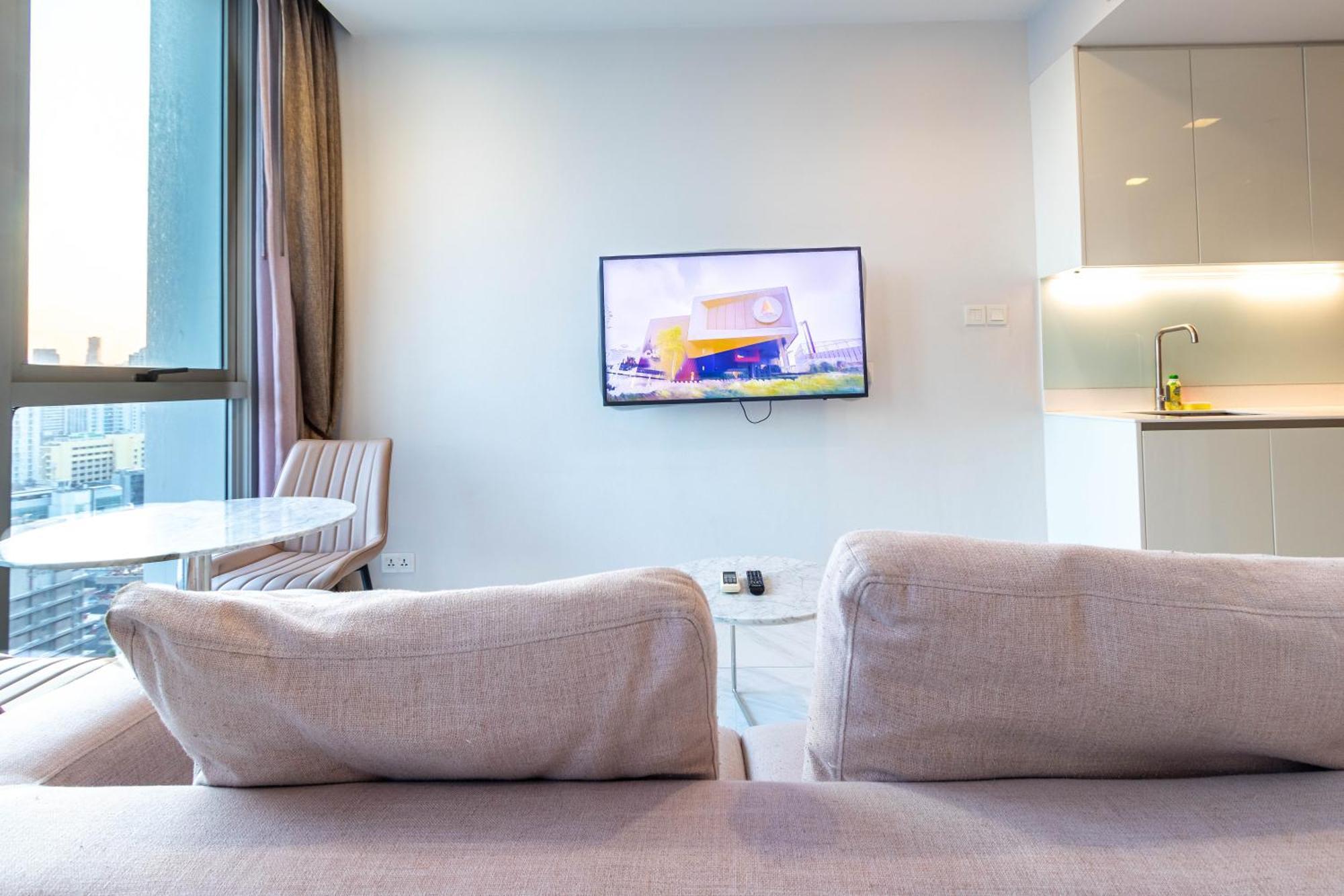 Hyde Sukhumvit 11 Branded Suites Bangkok Exteriör bild