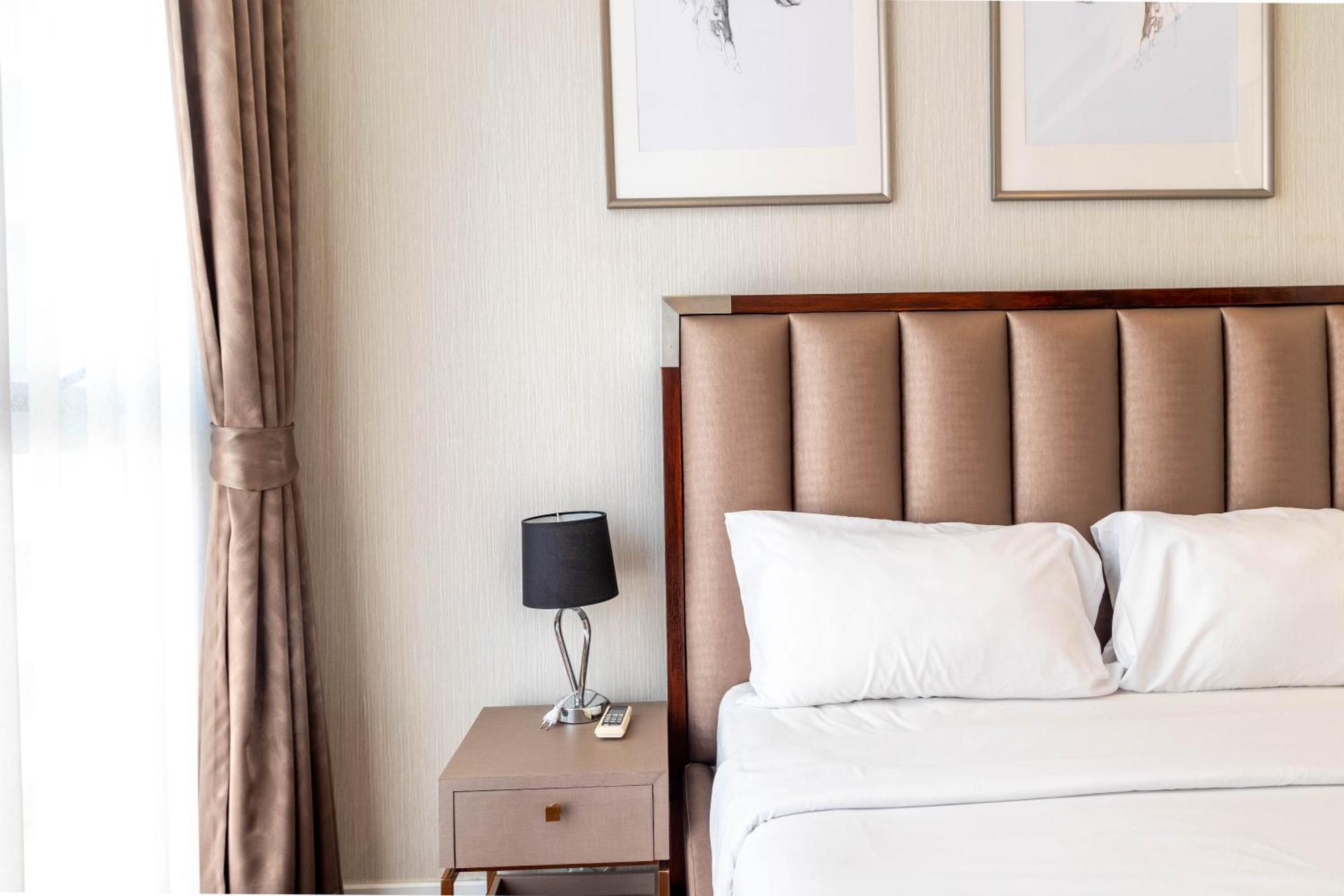 Hyde Sukhumvit 11 Branded Suites Bangkok Exteriör bild