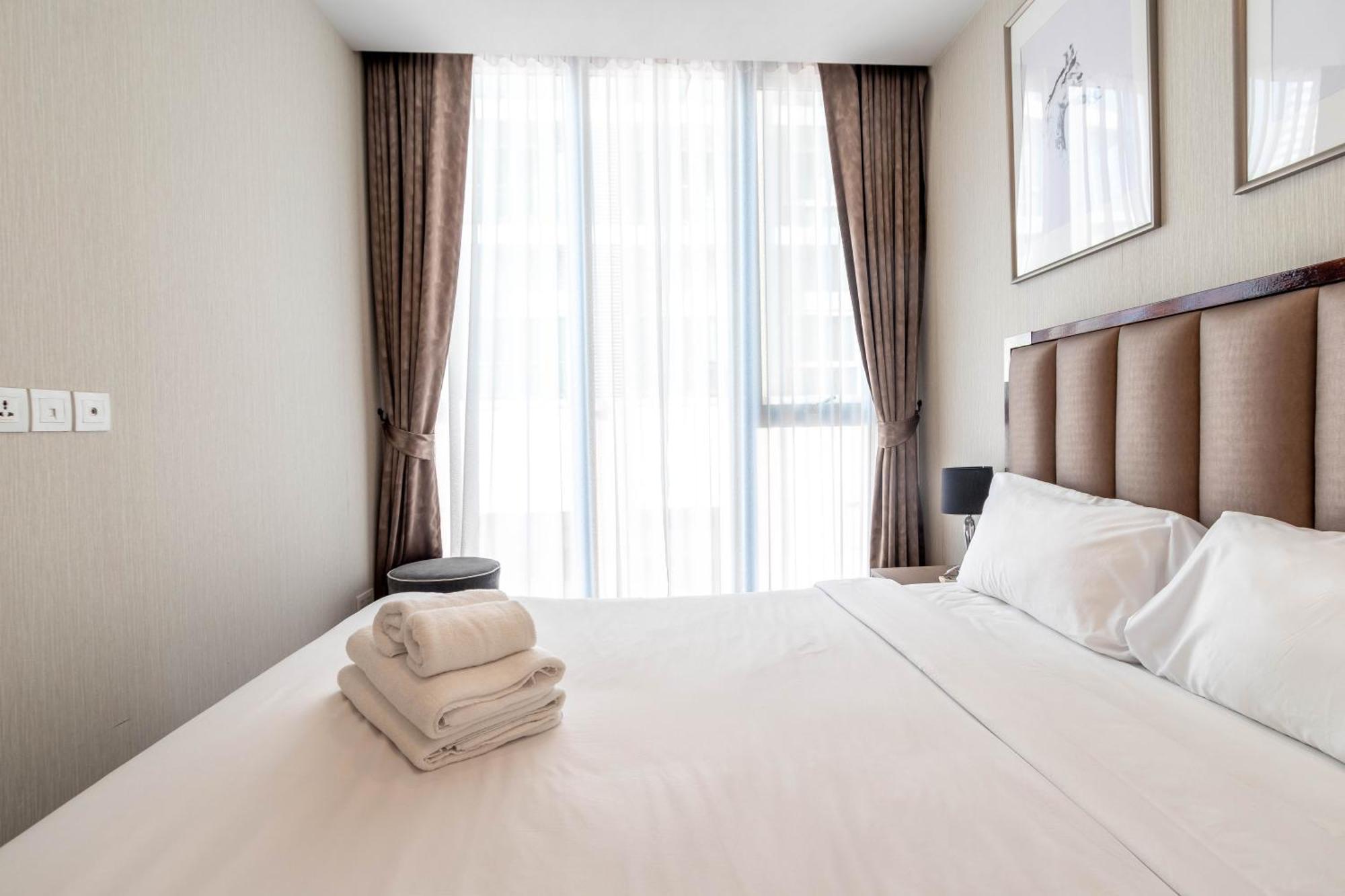 Hyde Sukhumvit 11 Branded Suites Bangkok Exteriör bild