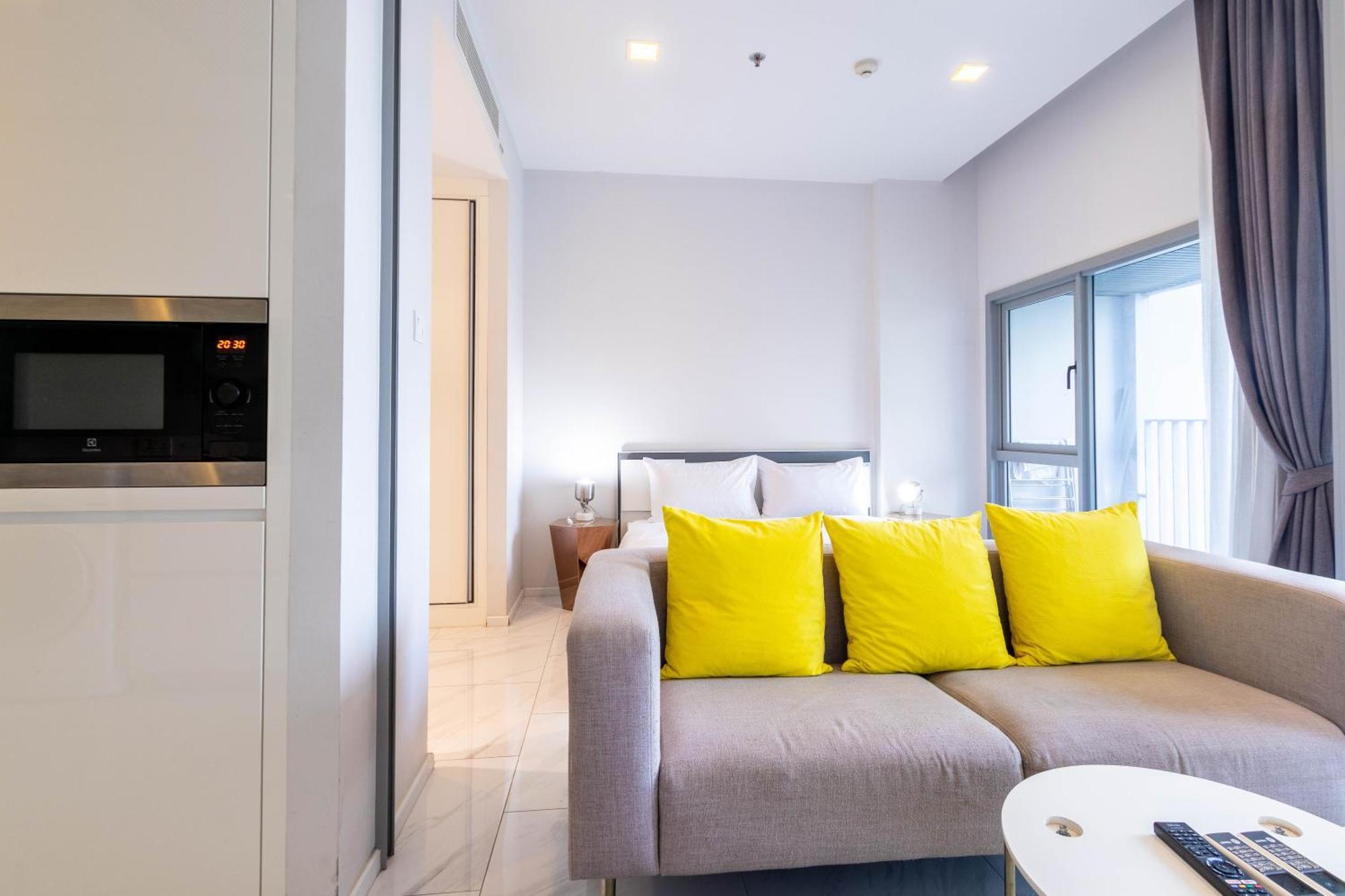Hyde Sukhumvit 11 Branded Suites Bangkok Exteriör bild